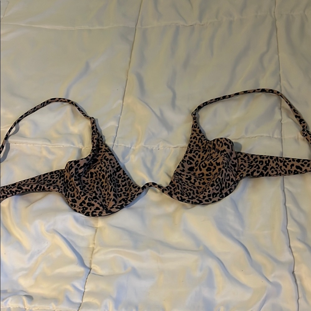 Leopard Print Women's bikini top